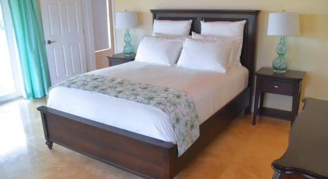 Dolphin Point Villas