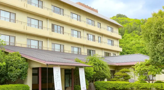 Ooedo Onsen Monogatari Shinshu Kakeyu, Book Hotel Ueda Nagano
