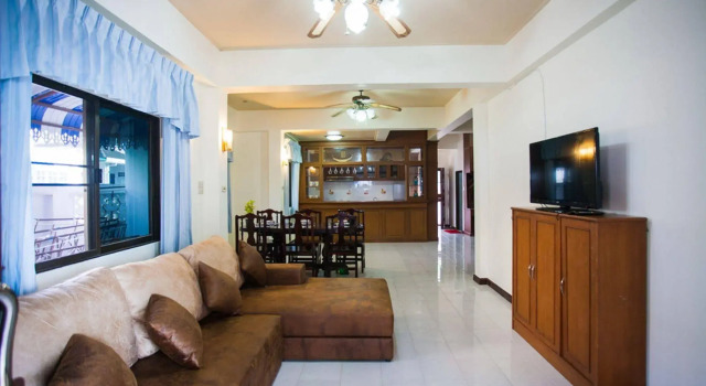 Royal Prince Residence