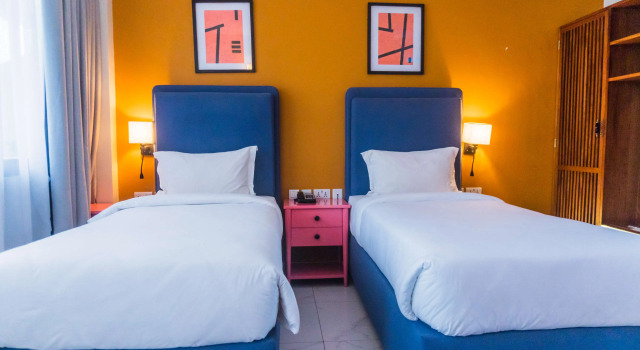 Best Western Jangwani Sea Breeze Hotel