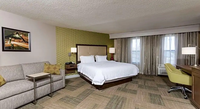 Двухместный люкс Hampton Inn Mount Pleasant