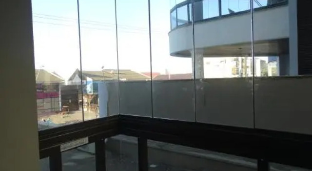 APARTAMENTO BOMBAS avenida principal