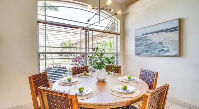 Spacious Oasis w/ Lagoon Pool & Spa in Cape Coral!