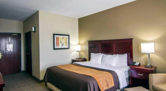 Номер Standard Comfort Inn & Suites Love Field-Dallas Market Center