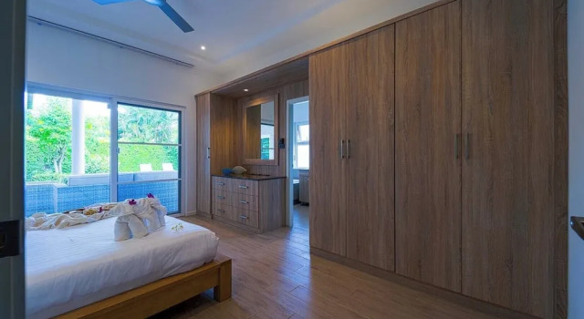 Modern 3 Bedroom Pool Villa - MR54