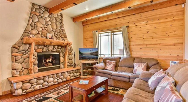 Bear Loop Estate, Забронировать Отель Биг-Бэар-Сити San Bernardino Mountains