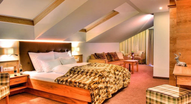 Hotel Garni Urezza, Забронировать Отель Бизнес-отели Ишгль, 4* 5*