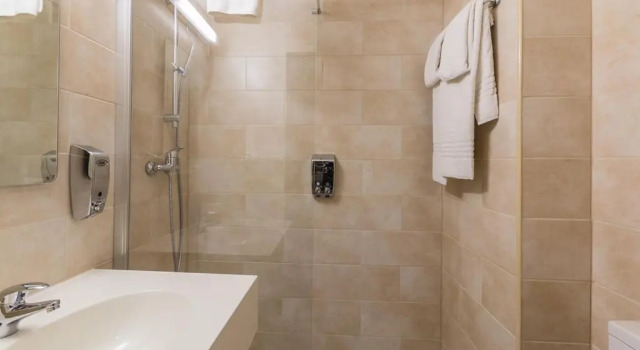 Четырёхместный номер Standard Slina Hotel Brussels