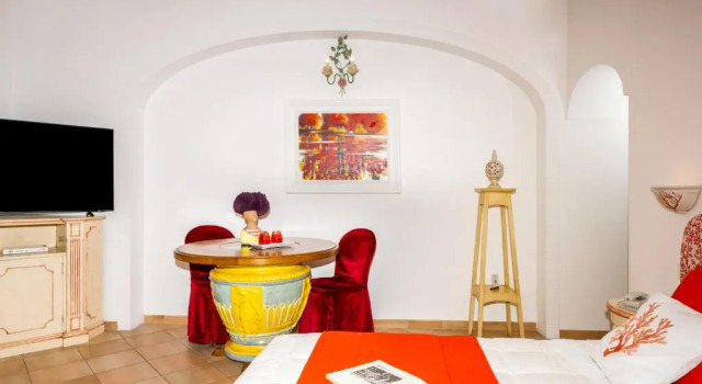 Четырёхместный номер Standard Hotel Royal Prisco