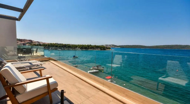 Вилла Livingstone Beach House
