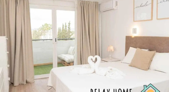 NEW Apt RELAX HOME a 150 m del mar WIFI y Piscina, Book Hotel Alcudia Majorca