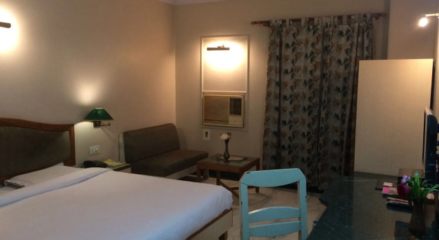 LMB Hotel