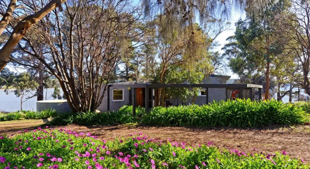 Коттедж Taylors Bay Cottage