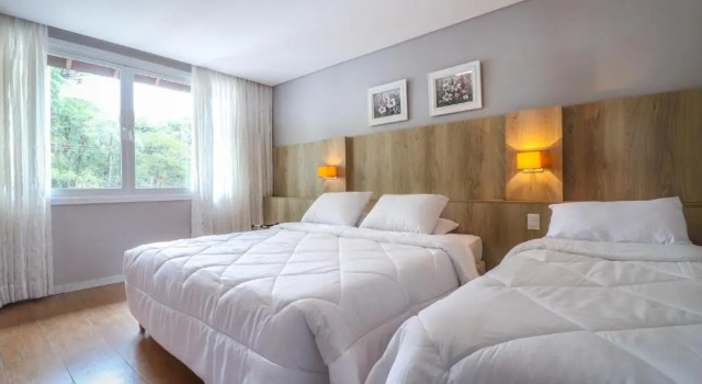 Четырёхместный номер Deluxe Pousada Bella Viena