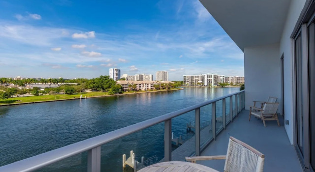 Апартаменты Hollywood Beach HHouse Rentals