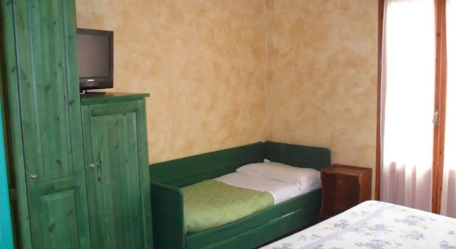 Трёхместный номер Standard Hotel Bristol