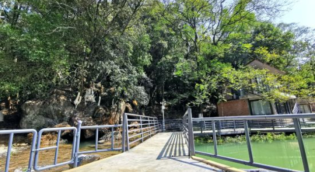 Yingxi Fenglin Corridor qiangu Yunshe Hot Spring Resort, Prenota Resort Qingyuan Guangdong