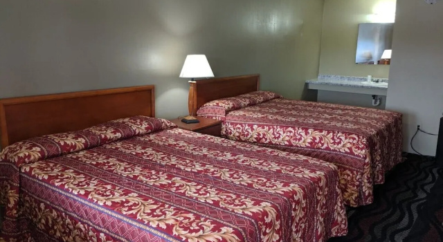 Четырёхместный номер Standard Key West Inn Hobart