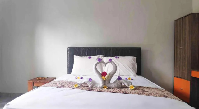OYO 90547 Pondok Saren Anyar, Prenota Hotel Lukluk Indonesia