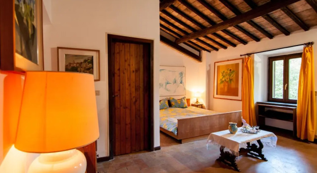 Il Molinaccio al Rio Chiaro, Boek Hotel Hotels in Lazio met parkeren, Parkeren