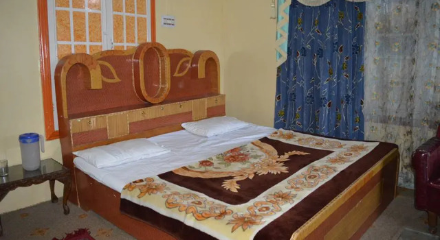 Hotel New Green View II, Забронировать Отель Сринагар Jammu & Kashmir Ski