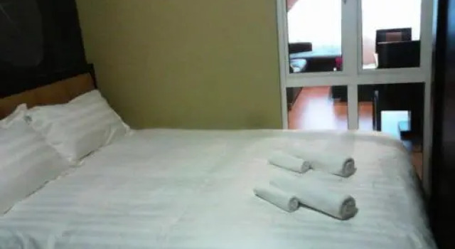 Hypermall Apartment
