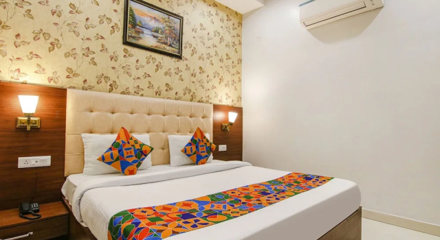 Номер Premium FabHotel Golden City