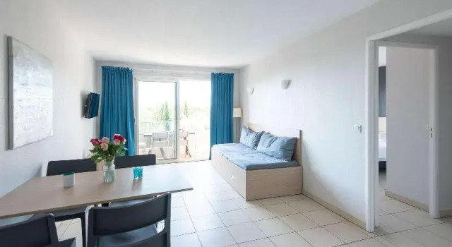 Четырёхместные апартаменты с балконом Comfort Aparthotel Frejus La Tour de Mare