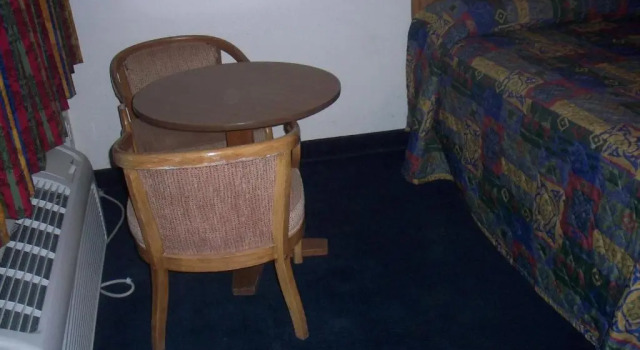 Трёхместный номер Standard Deluxe Inn Of Roswell