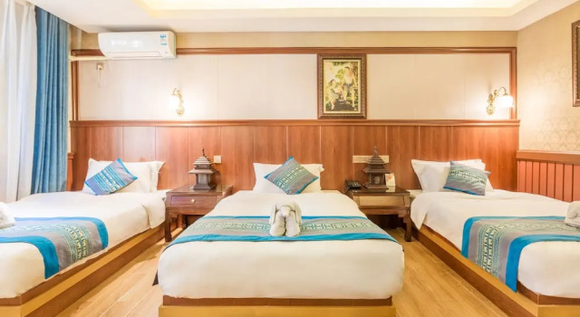 Трёхместный номер Standard Siam Hotel Xishuangbanna
