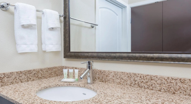 Двухместный люкс c 1 комнатой Staybridge Suites Seattle - Fremont by IHG