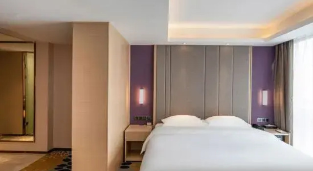 Люкс Lavande Hotel (Chengdu Panda Base store)