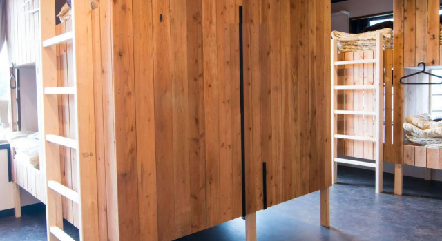 TONAGI Hostel & Cafe, Забронировать Хостел Фукуока префектура Фукуока, рядом с Hakozaki Jinja Shrine