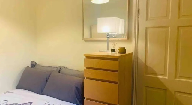 Immaculate 6-bed House in Coventry, Varaa Hotelli Coventry West Midlands