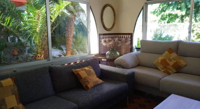 Вилла R94 Chalet con piscina privada 20m de la playa Calafell