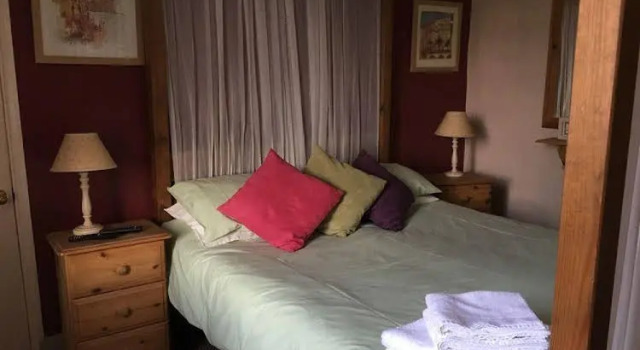 Chestnuts B&B, Забронировать Отель «постель и завтрак» Отели в центре Буртон-он-те-Уотер, в центре