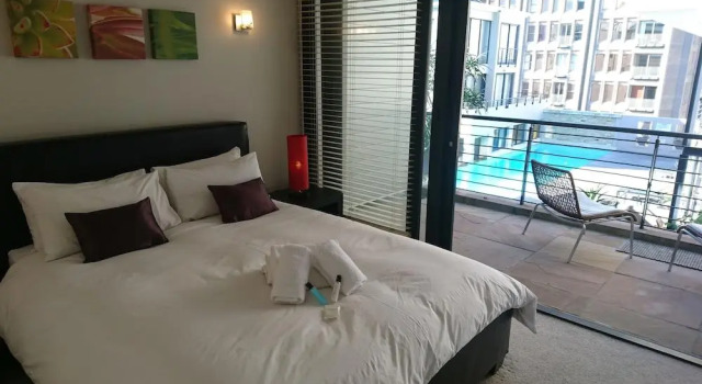 Adderley Terrace J10 by CTHA, Забронировать Отель Отели Кейптауна с парковкой, рядом с Замок Доброй Надежды, Парковка