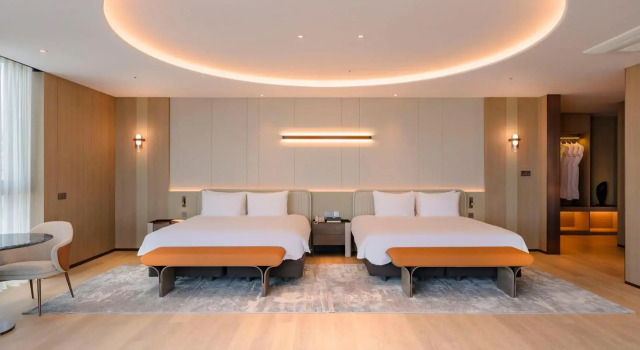 Jeju Bolton Hotel, Забронировать Отель Отели и гостиницы Jeju City, рядом с Развлекательный центр Playbox VR jeju, Отель