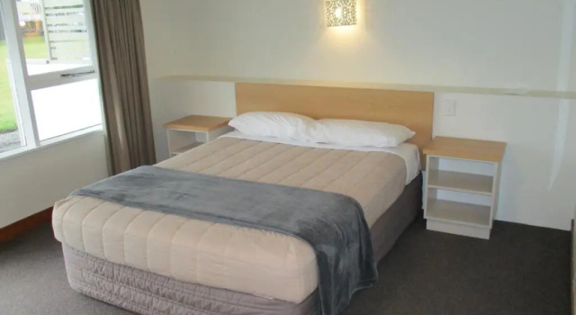 Номер Economy The Redwood Hotel