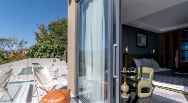 Семейный люкс с 2 комнатами с видом на море Zhishan VILLA Seaview Hotel, Dali