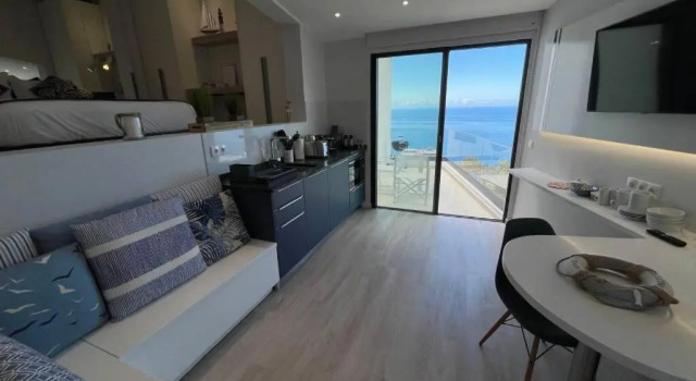 Blue Infininty, Azure studio, Rezerwuj Apartament Hotele w Funchal z parkingiem, Parking