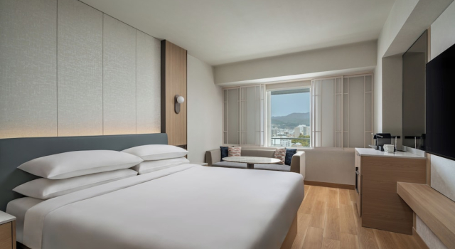 Двухместный клубный номер Standard Kobe Marriott Hotel