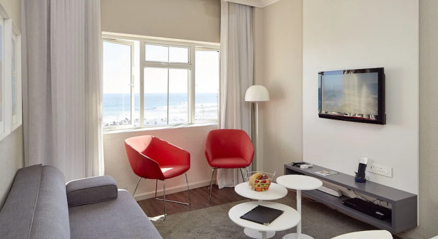 Апартаменты c 1 комнатой с балконом и с видом на море First Group Riviera Suites