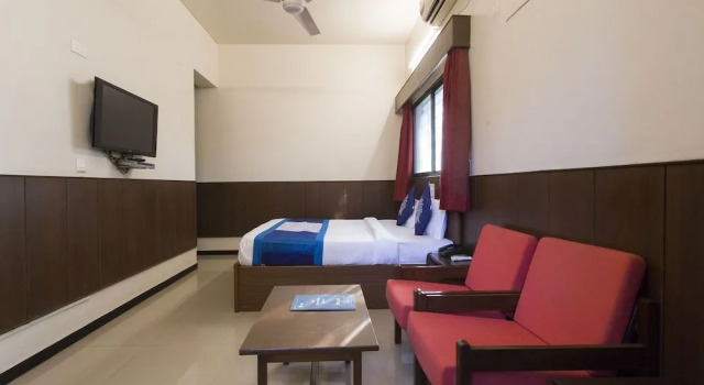 OYO 9831 Hotel Pathik