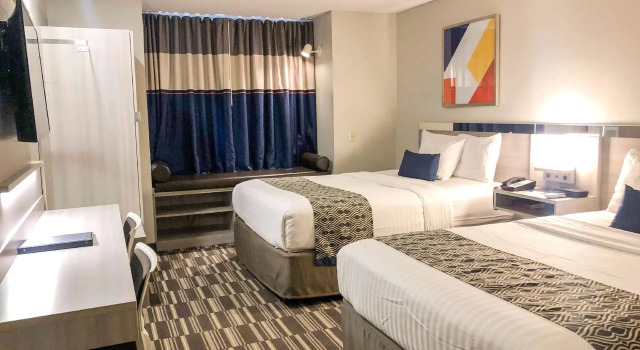 Четырёхместный номер Standard Microtel Inn & Suites by Wyndham Eagan/St Paul