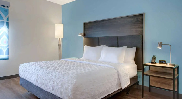 Tru By Hilton Wake Forest Raleigh North, Забронировать Отель Уэйк-Форест Raleigh-Durham Metropolitan Area