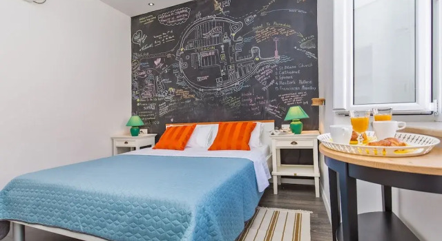 Apartment & Room Joy