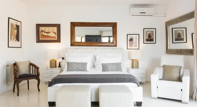 Villa Can Garrovers Ibiza, Prenota Villa Santa Eulalia del Rio Ibiza