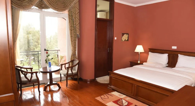 Апартаменты Presidential Diplomat Furnished Apartments