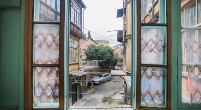 3 Min to Rustaveli Avenue, Забронировать Отель Вера Тбилиси, рядом с Tеатр имени Марджанишвили